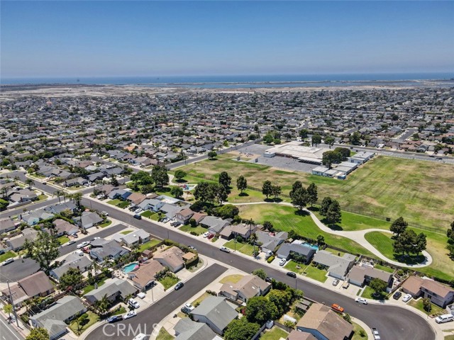 Detail Gallery Image 31 of 31 For 6441 Sundance Cir, Huntington Beach,  CA 92647 - 3 Beds | 2 Baths