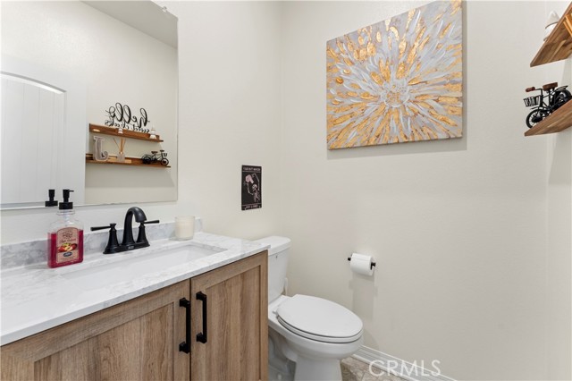 Detail Gallery Image 6 of 42 For 6331 Glenwood Springs Dr, Jurupa Valley,  CA 92509 - 3 Beds | 2/1 Baths