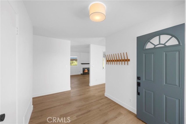 Detail Gallery Image 3 of 37 For 2527 E Brookside, Orange,  CA 92867 - 4 Beds | 2 Baths