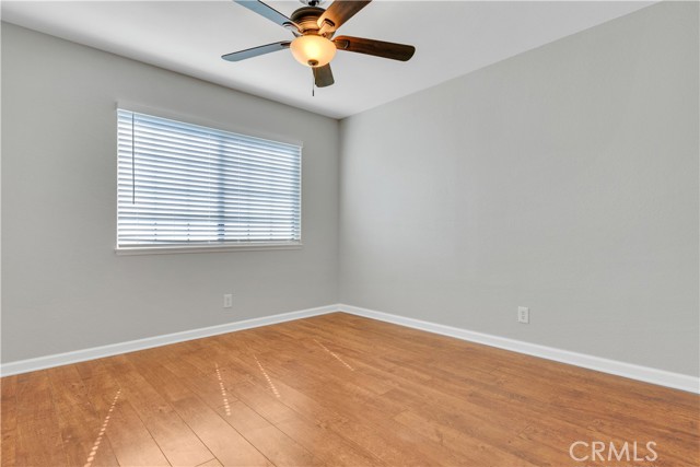 43719 21st W Street, Lancaster CA: https://media.crmls.org/medias/8ce6433a-457c-4f8d-b56c-cae9bab2634a.jpg