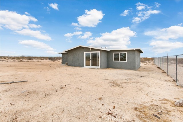 Image 2 for 65057 Venus St, Joshua Tree, CA 92252