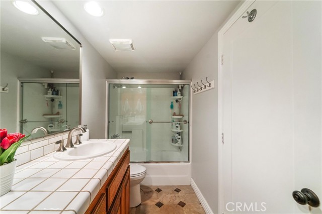 Image 12 of 60 For 11416 Alder Creek