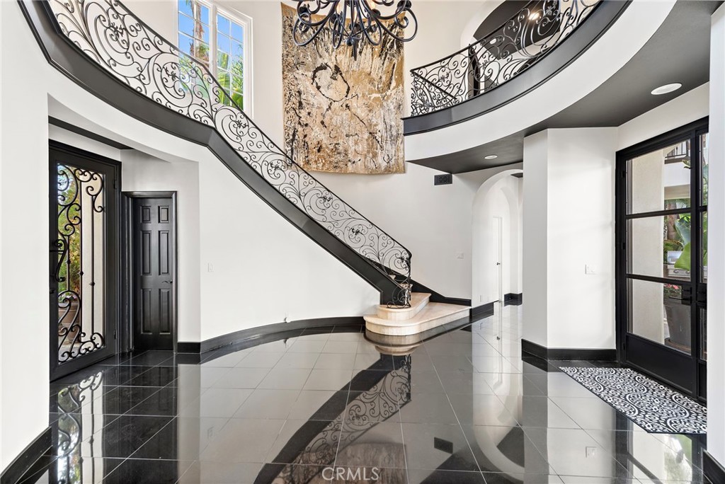 8ce760af 16b6 48d8 9f03 A03e2b45b7c0