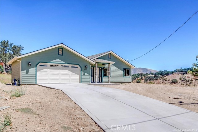 Detail Gallery Image 1 of 1 For 22816 Yeager Ct, Tehachapi,  CA 93561 - 3 Beds | 2 Baths