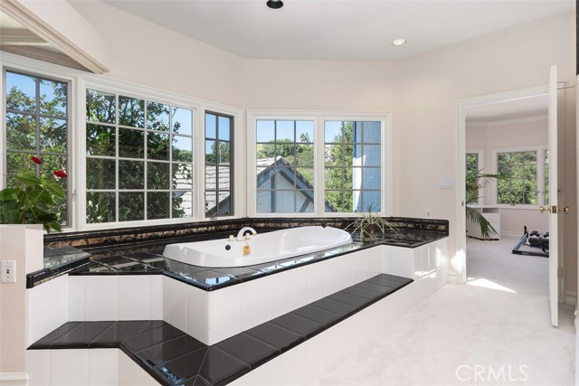 17702 Santiago Canyon Road, Silverado CA: https://media.crmls.org/medias/8ce9a5b8-4886-4fb1-a2c6-bba3bda9010e.jpg