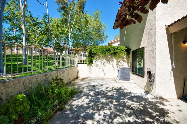 Detail Gallery Image 31 of 34 For 1139 Whitewater Dr #224,  Fullerton,  CA 92833 - 2 Beds | 2/1 Baths