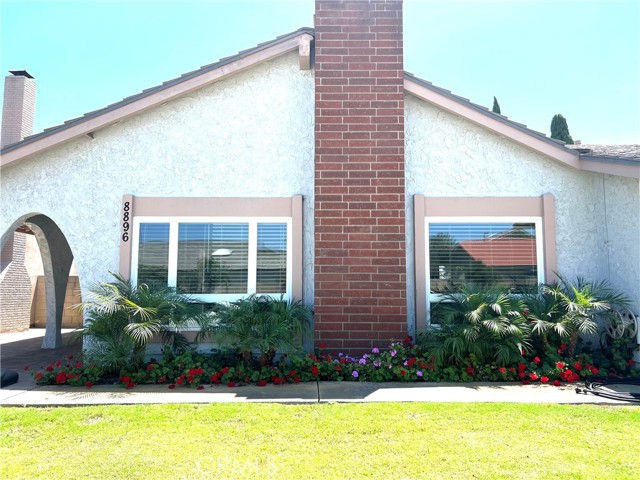 8896 Thames River Ave, Fountain Valley, CA 92708