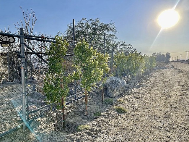 73315 Helms, Desert Hot Springs CA: https://media.crmls.org/medias/8cea4eee-8660-402b-afa2-6d6aa2ddd456.jpg