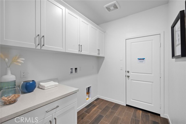 Image 32 of 42 For 4129 Daisy Lane