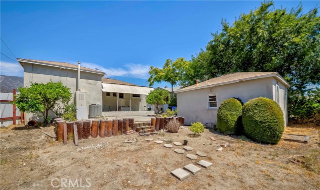 Detail Gallery Image 36 of 52 For 2944 Mayfield Ave, La Crescenta,  CA 91214 - 3 Beds | 2 Baths