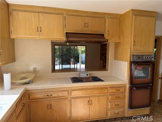 Detail Gallery Image 8 of 29 For 9221 Rubio Ave, North Hills,  CA 91343 - 2 Beds | 2 Baths
