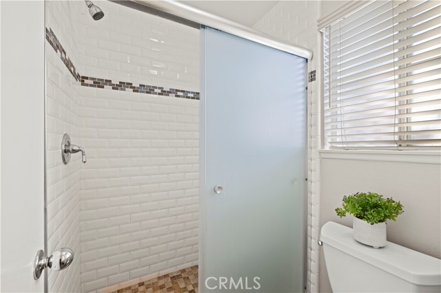 23839 Del Monte Drive, Valencia CA: https://media.crmls.org/medias/8cede5a0-73e0-4388-b13c-4ab3e5b98b6f.jpg