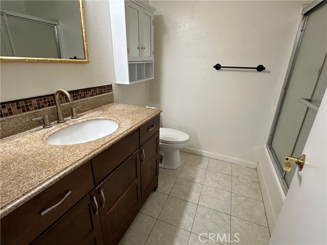 Detail Gallery Image 7 of 18 For 460 Salem St #9,  Glendale,  CA 91203 - 2 Beds | 2 Baths