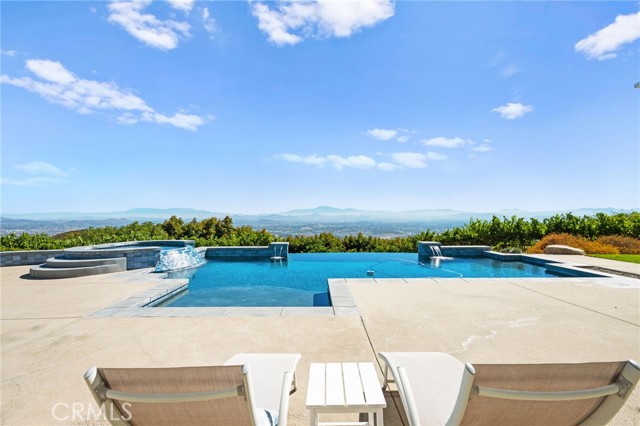 28282 Sycamore Mesa Road, Temecula CA: https://media.crmls.org/medias/8cee2f35-c4d0-43a4-b172-177435fffa7c.jpg