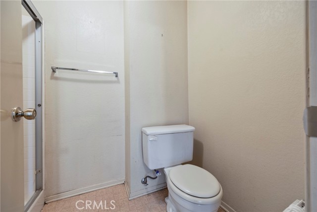 Detail Gallery Image 19 of 38 For 16590 Terrace Ln #G,  Fontana,  CA 92335 - 3 Beds | 2/1 Baths