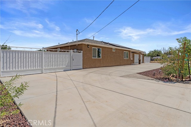 Detail Gallery Image 3 of 25 For 10719 E Avenue R4, Littlerock,  CA 93543 - 3 Beds | 2 Baths