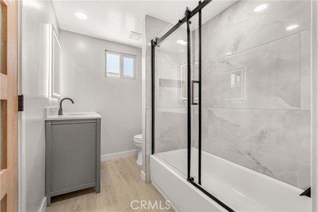 6617 Haas Avenue, Los Angeles CA: https://media.crmls.org/medias/8cefb414-f832-4eb6-a754-6b2176a4886f.jpg