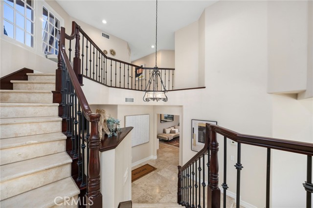 Detail Gallery Image 21 of 44 For 6230 Napoli Ct, Long Beach,  CA 90803 - 4 Beds | 4 Baths