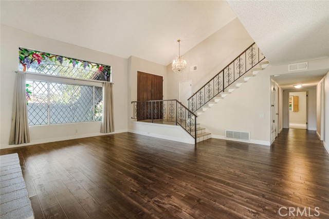 2273 Highgate Road photo 4
