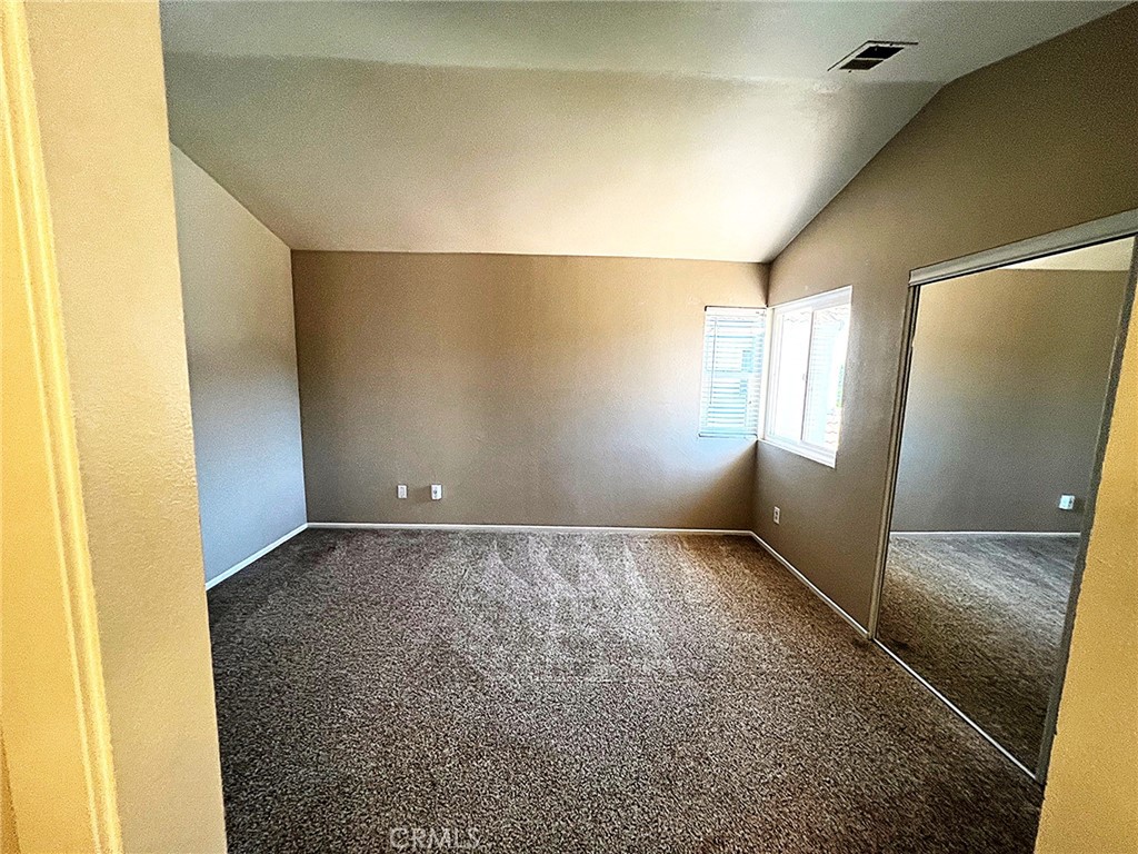 5146 Maplewood - photo 8