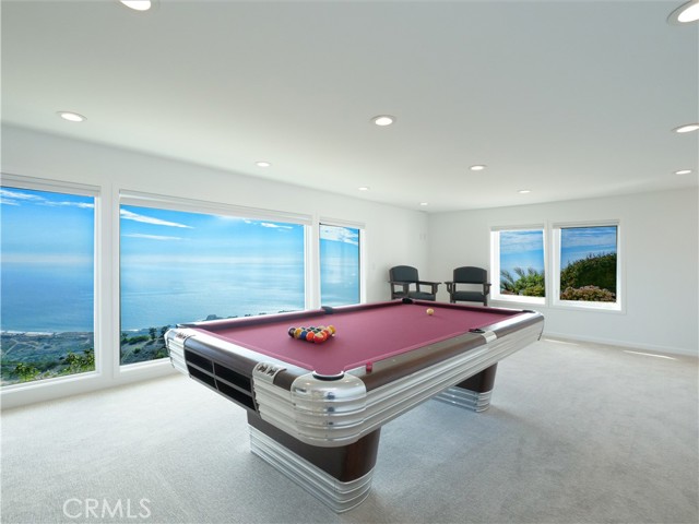 43 Oceanaire Drive, Rancho Palos Verdes CA: https://media.crmls.org/medias/8cf0a496-ffda-4fe5-9fe2-57953114bed5.jpg