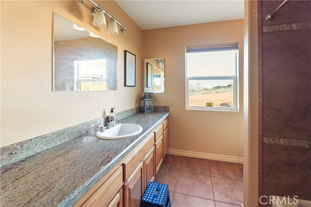 Detail Gallery Image 32 of 43 For 23053 Roundup Way, Apple Valley,  CA 92308 - 3 Beds | 2/1 Baths