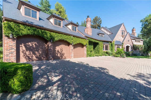 Detail Gallery Image 5 of 75 For 375 Berkshire Ave, La Canada Flintridge,  CA 91011 - 6 Beds | 7/1 Baths