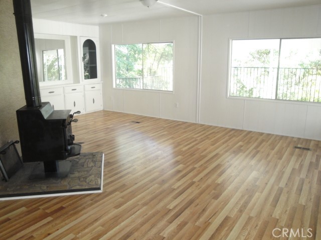 Detail Gallery Image 4 of 34 For 567 Silver Leaf Dr, Oroville,  CA 95966 - 2 Beds | 2 Baths