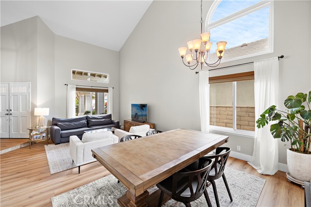 Detail Gallery Image 14 of 51 For 31902 Stoney Creek Rd, Rancho Santa Margarita,  CA 92679 - 5 Beds | 3 Baths