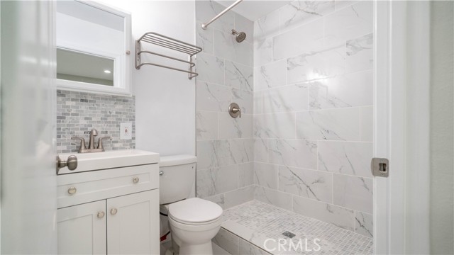 72160 Winters Road, 29 Palms CA: https://media.crmls.org/medias/8cf40295-4fc1-4744-ad19-8c0781e33a5c.jpg