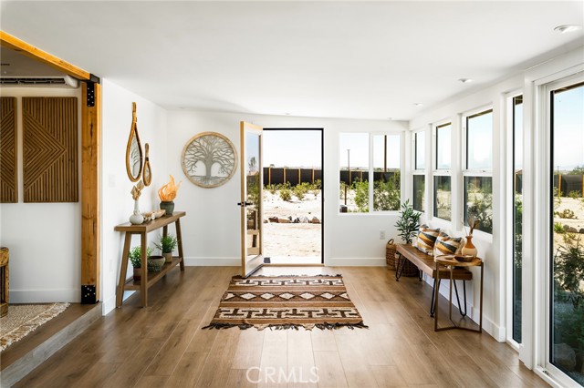 70315 Indian Trail, 29 Palms CA: https://media.crmls.org/medias/8cf413fe-3f39-4eec-a72e-102c79a1a925.jpg