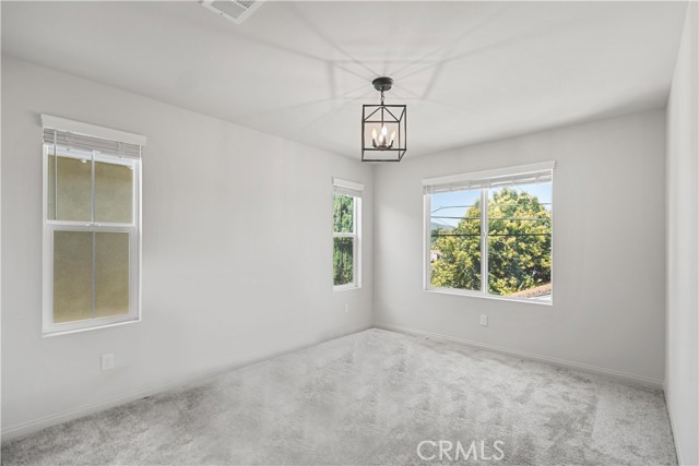 Detail Gallery Image 21 of 35 For 2125 Rio Grande, Pomona,  CA 91766 - 3 Beds | 2/1 Baths