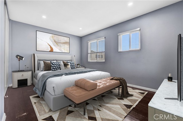 520 N Louise Street, Glendale CA: https://media.crmls.org/medias/8cf578d1-059e-4924-a889-48dbce37703b.jpg
