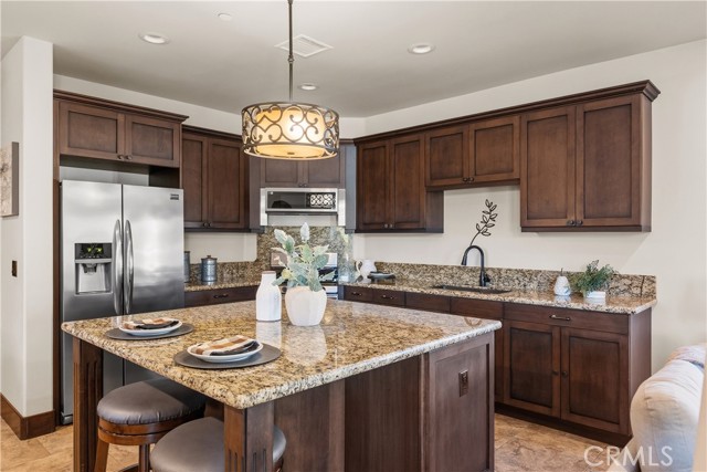 Detail Gallery Image 35 of 72 For 41570 Avenida Bordeaux, Temecula,  CA 92592 - 6 Beds | 4/1 Baths