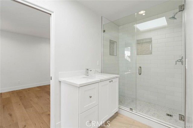 Detail Gallery Image 11 of 16 For 369 E 20th, Costa Mesa,  CA 92627 - 4 Beds | 3 Baths