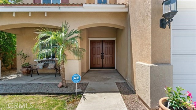 Image 6 of 65 For 13726 Kiwi Avenue