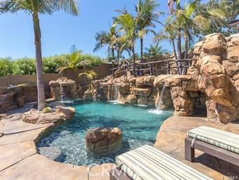 3201 S ANCHOVY Avenue, San Pedro CA: https://media.crmls.org/medias/8cf6f006-630e-410a-9bba-fc7850a3ffcf.jpg