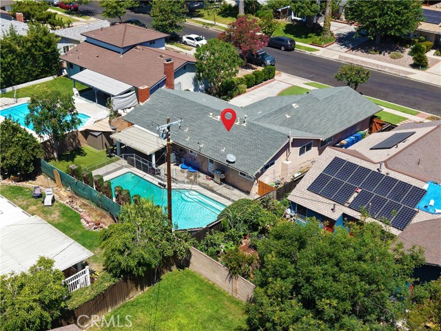 20722 Keswick Street, Winnetka CA: https://media.crmls.org/medias/8cf74bc9-4dcc-4f80-a841-d850b54e79bb.jpg