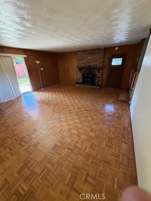 5243 Acacia Street, San Gabriel CA: https://media.crmls.org/medias/8cf76070-99dc-44ba-b03d-b28b9ec4b1c1.jpg