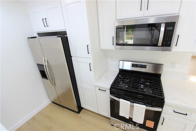 Detail Gallery Image 13 of 21 For 200 Summit View, Calimesa,  CA 92320 - 2 Beds | 2 Baths