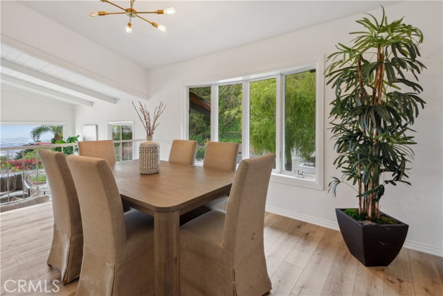 30047 Knoll View Drive, Rancho Palos Verdes CA: https://media.crmls.org/medias/8cf87c26-7c31-4bbb-b68f-741a48c46acb.jpg