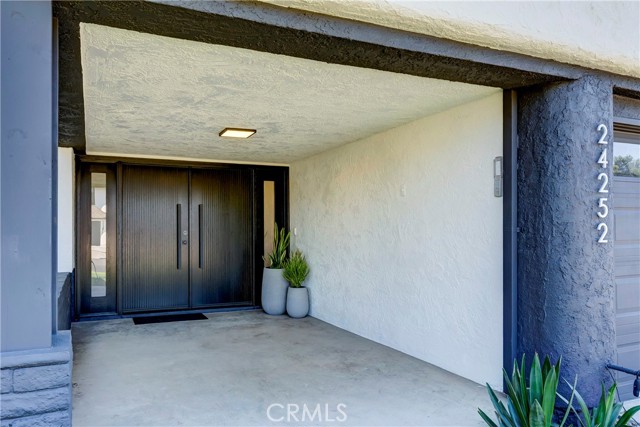 Detail Gallery Image 5 of 63 For 24252 Spartan St, Mission Viejo,  CA 92691 - 4 Beds | 3 Baths