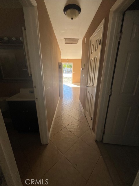 Detail Gallery Image 13 of 14 For 16510 16510 Lakeshore Dr, Lake Elsinore,  CA 92530 - 2 Beds | 1 Baths