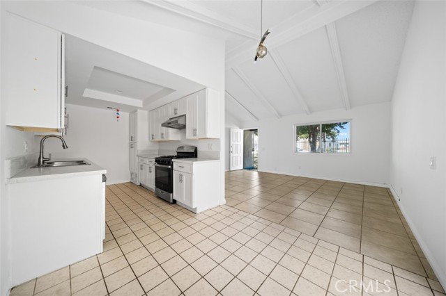 Detail Gallery Image 6 of 29 For 1377 Wheaton Way, Riverside,  CA 92507 - 3 Beds | 2 Baths