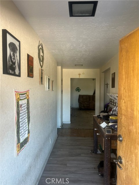 Detail Gallery Image 10 of 22 For 1749 S Valley View, Ridgecrest,  CA 93555 - 3 Beds | 2 Baths