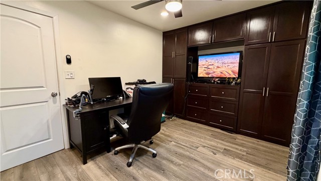 Detail Gallery Image 20 of 40 For 421 S 5th, La Puente,  CA 91746 - 4 Beds | 3 Baths