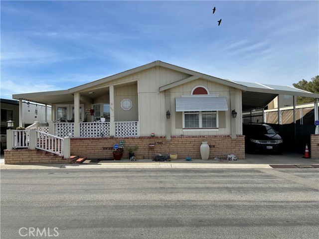 Detail Gallery Image 1 of 1 For 13393 Mariposa Rd #163,  Victorville,  CA 92395 - 2 Beds | 2 Baths