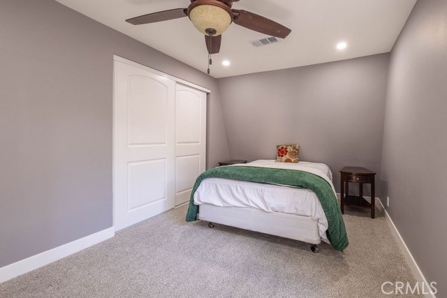 Detail Gallery Image 40 of 51 For 41941 Evergreen Dr, Big Bear Lake,  CA 92315 - 4 Beds | 4 Baths