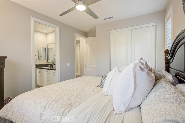 8cfbe328 34eb 40e2 A741 3df74a5afff5