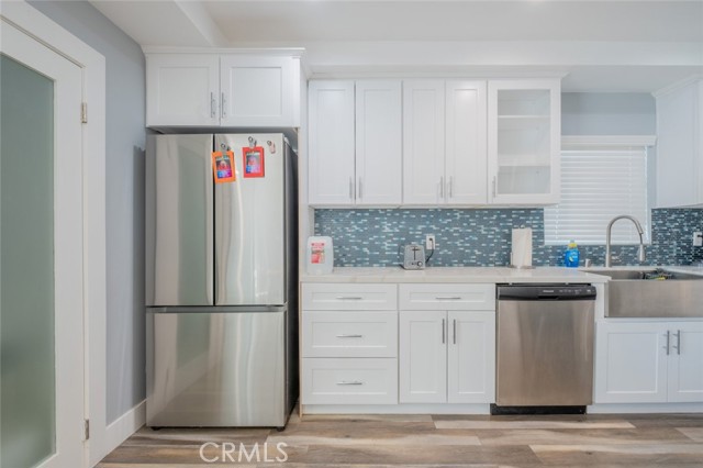 6436 Day Street, Tujunga CA: https://media.crmls.org/medias/8cfc45ec-f3eb-46a3-b93e-18109240d87f.jpg